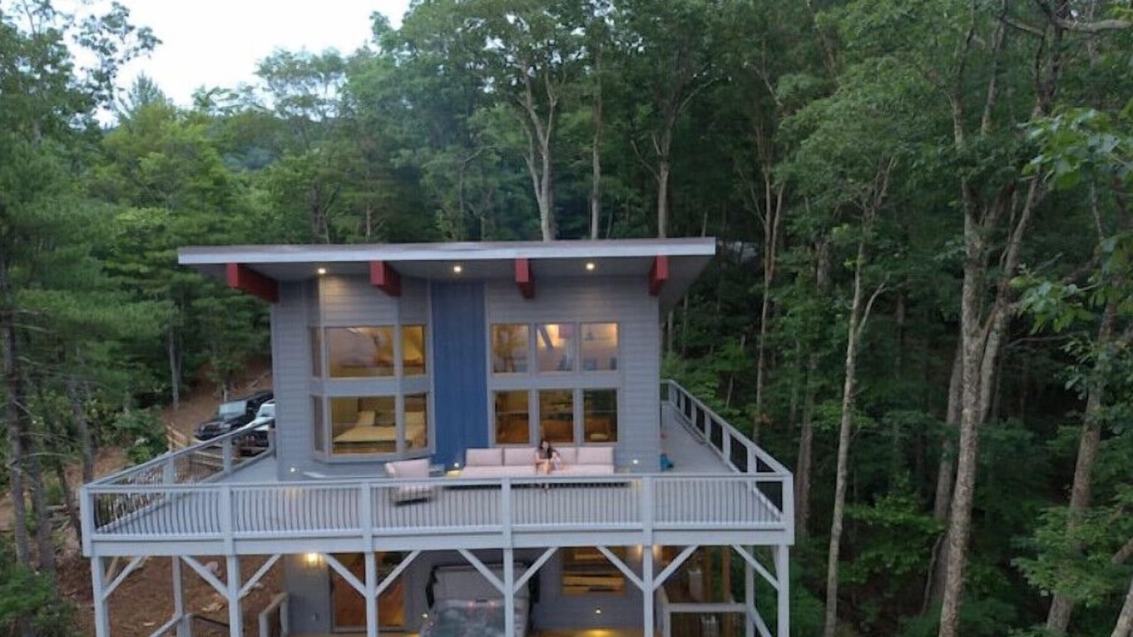 Photo of Outdoor in Apple Ridge