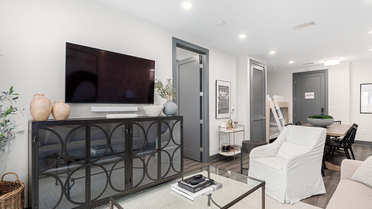 Photo of Livingroom in Rutledge Hill