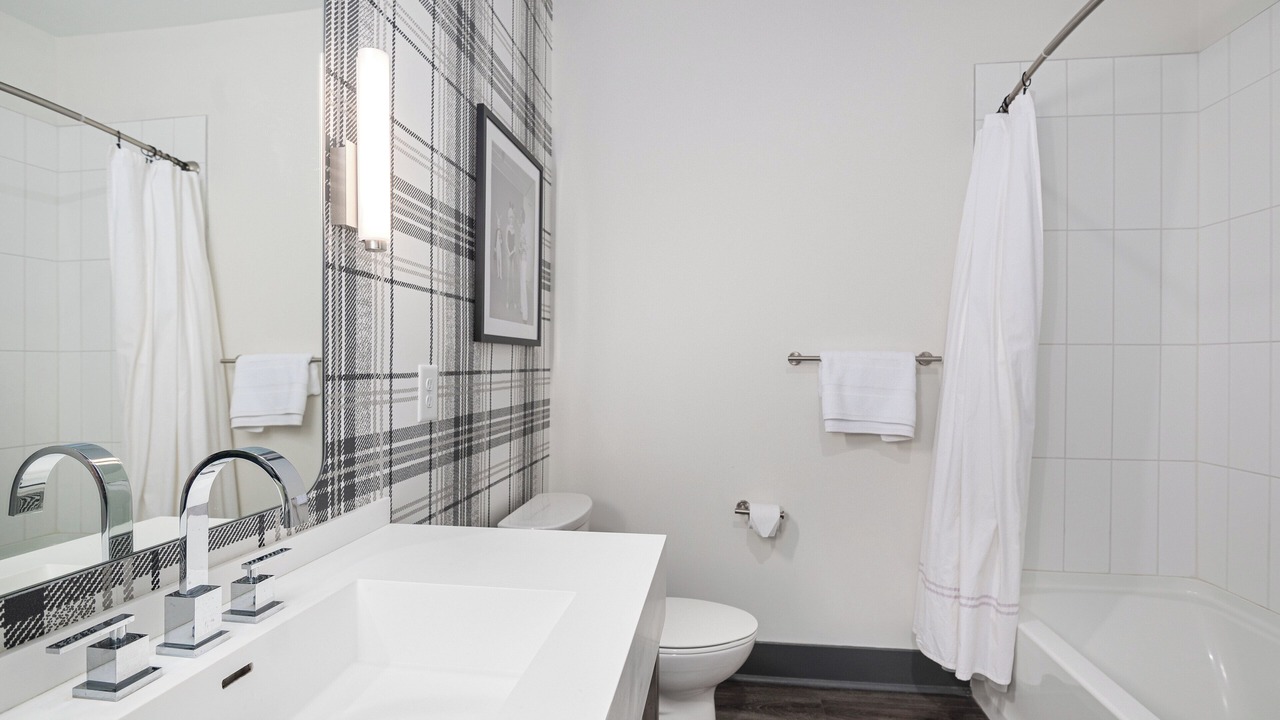 Photo of Bathroom in Rutledge Hill