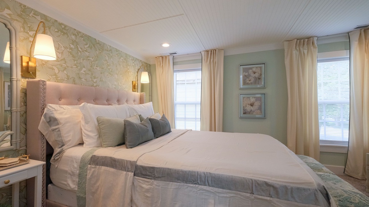 Photo of Bedroom in Edenton