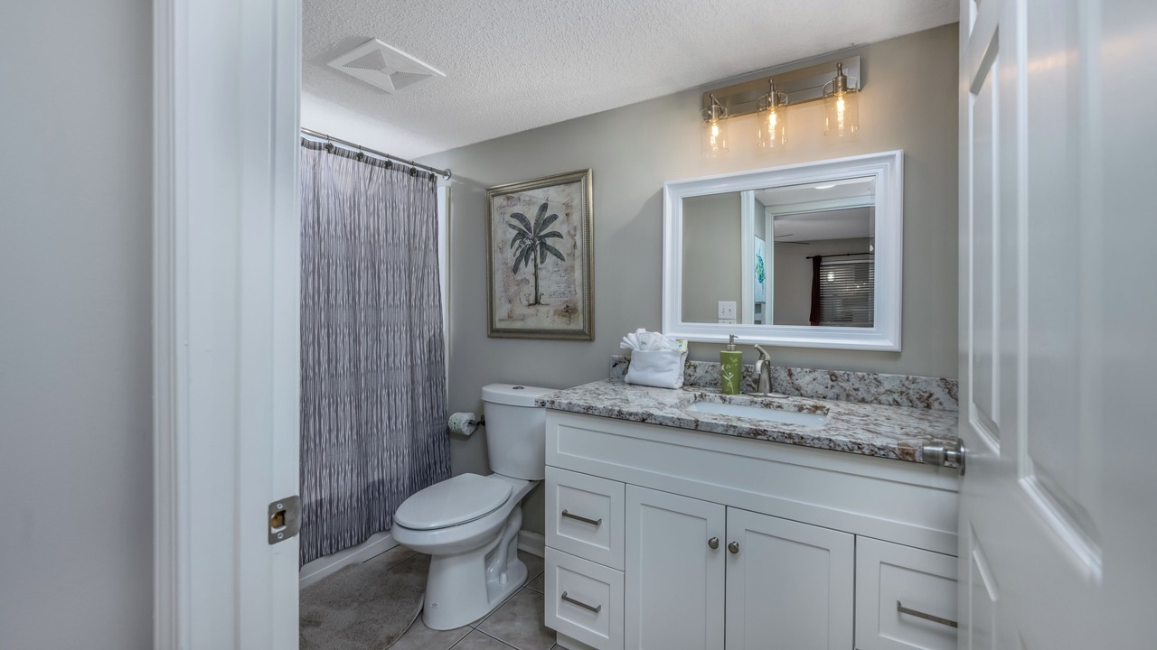 Photo of Bathroom in Ash