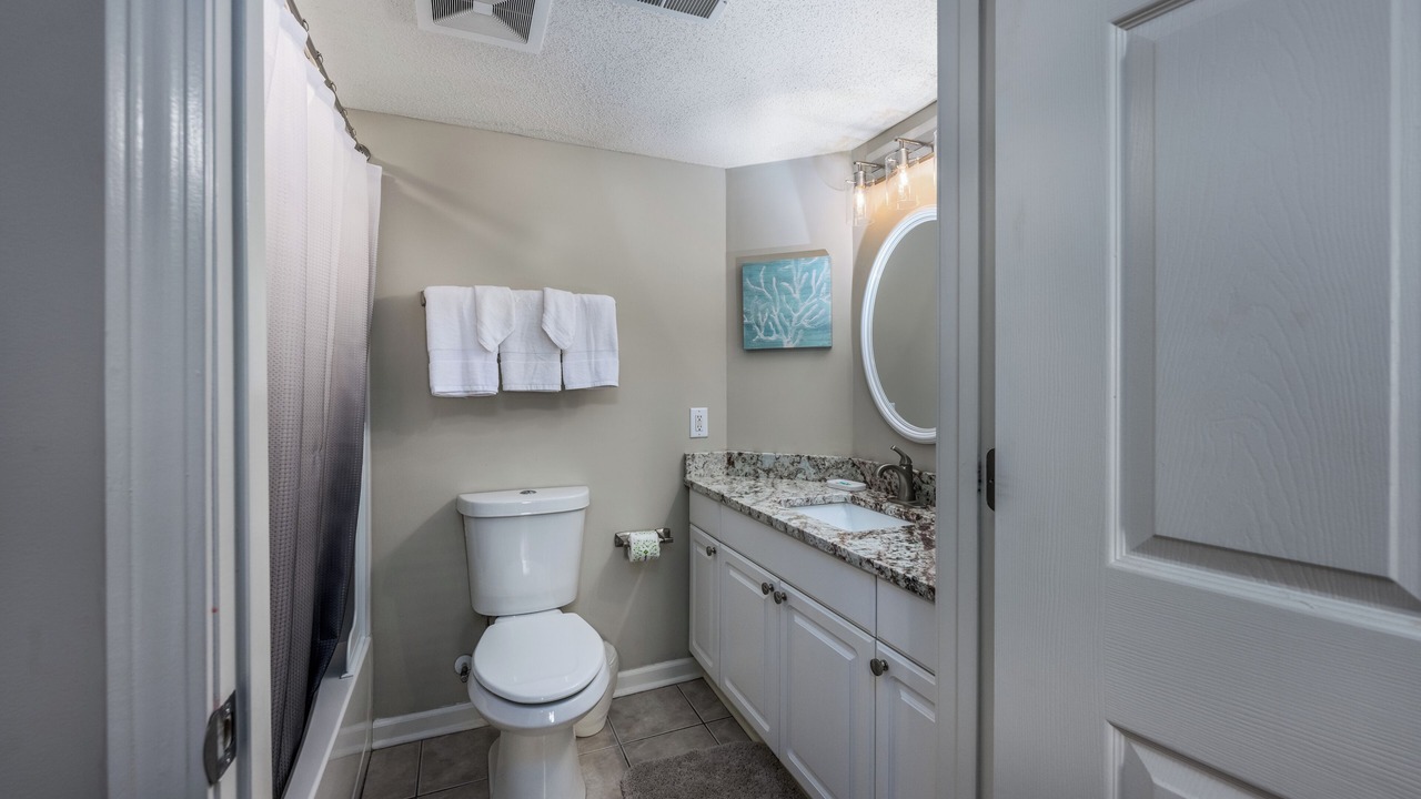 Photo of Bathroom in Ash