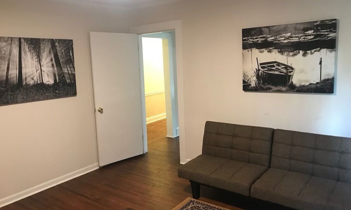 Photo of Livingroom in Forest City