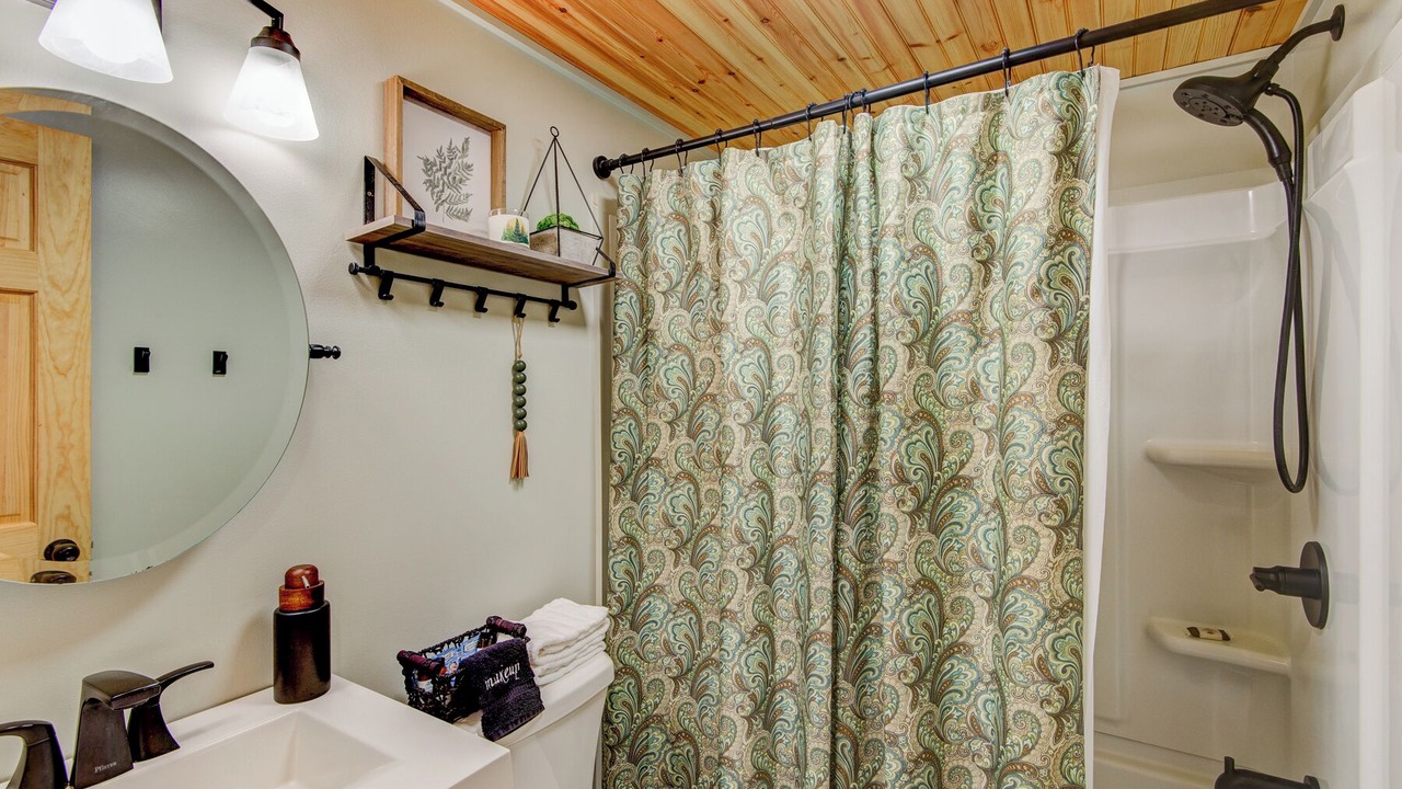 Photo of Bathroom in Charter Hills