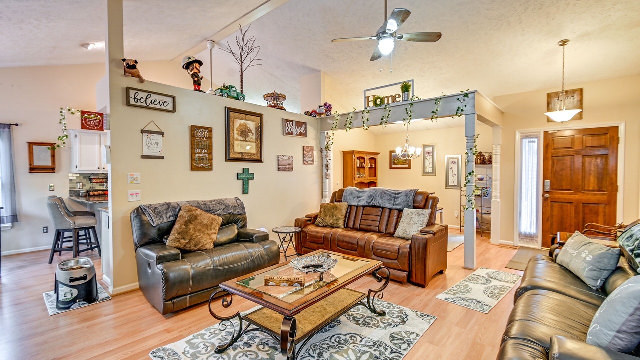 Photo of Livingroom in Olivia