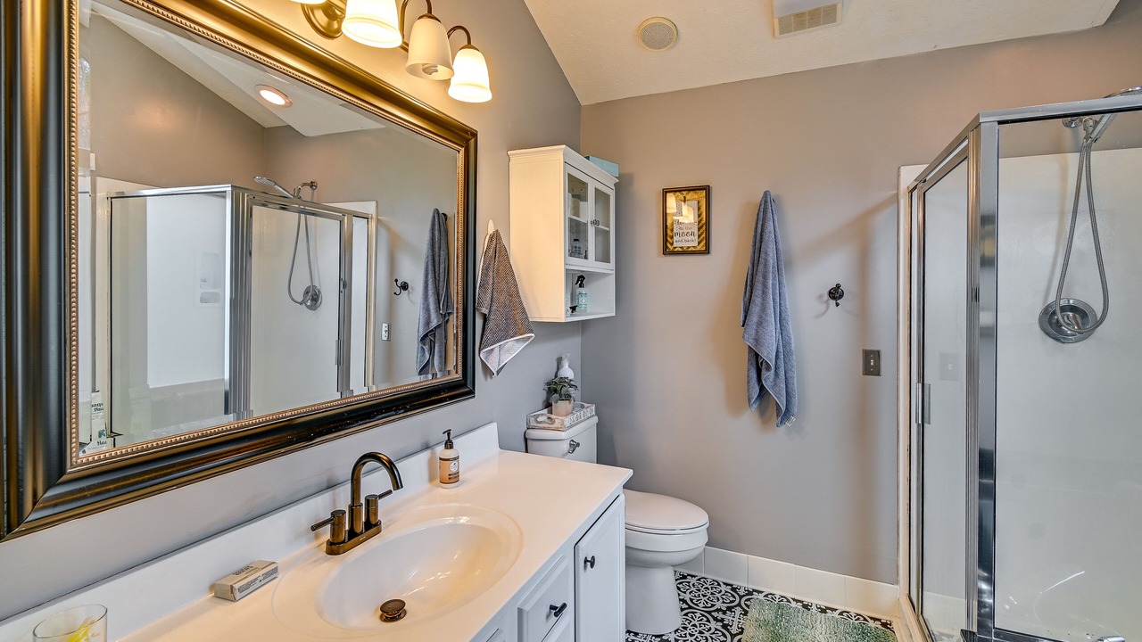 Photo of Bathroom in Olivia