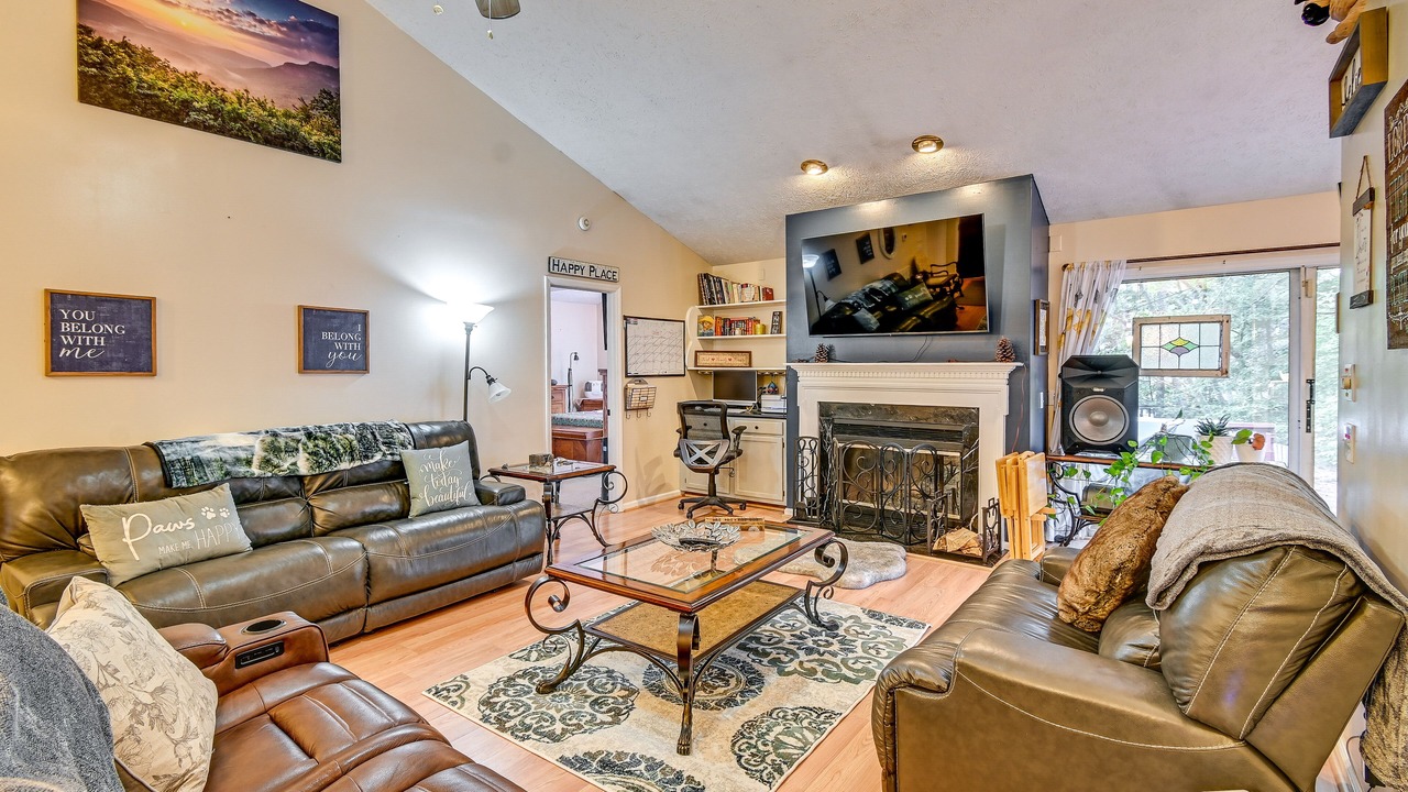 Photo of Bedroom in Olivia