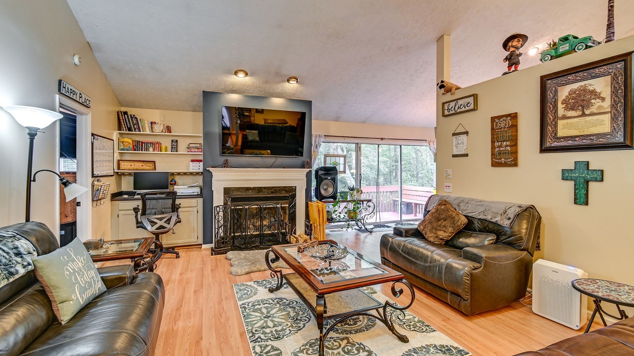 Photo of Livingroom in Olivia