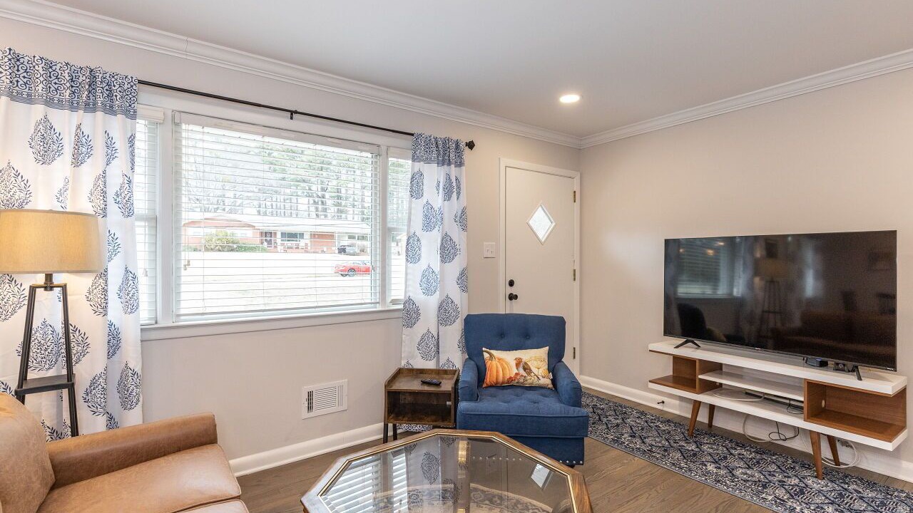 Photo of Livingroom in Garner