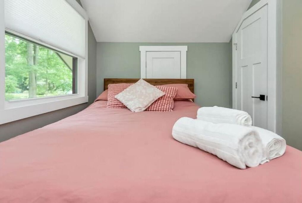 Photo of Bedroom in Belmont