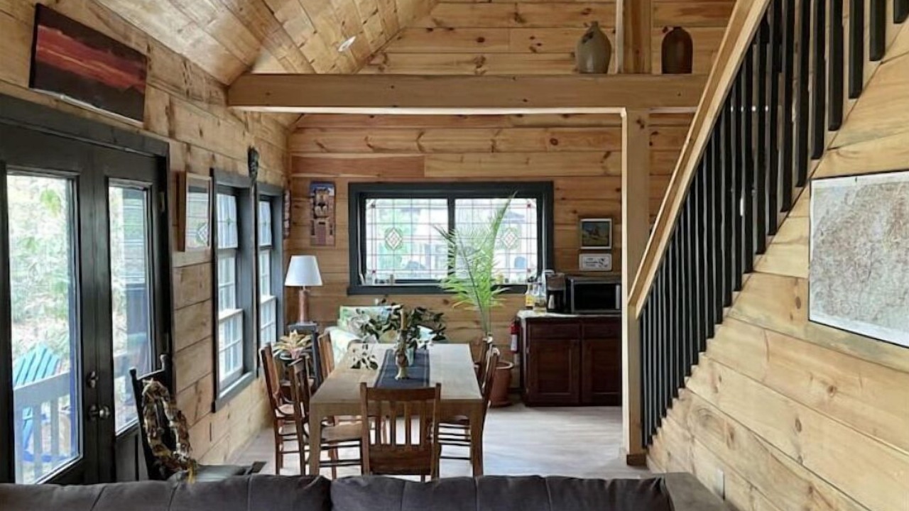 Photo of Livingroom in Leicester