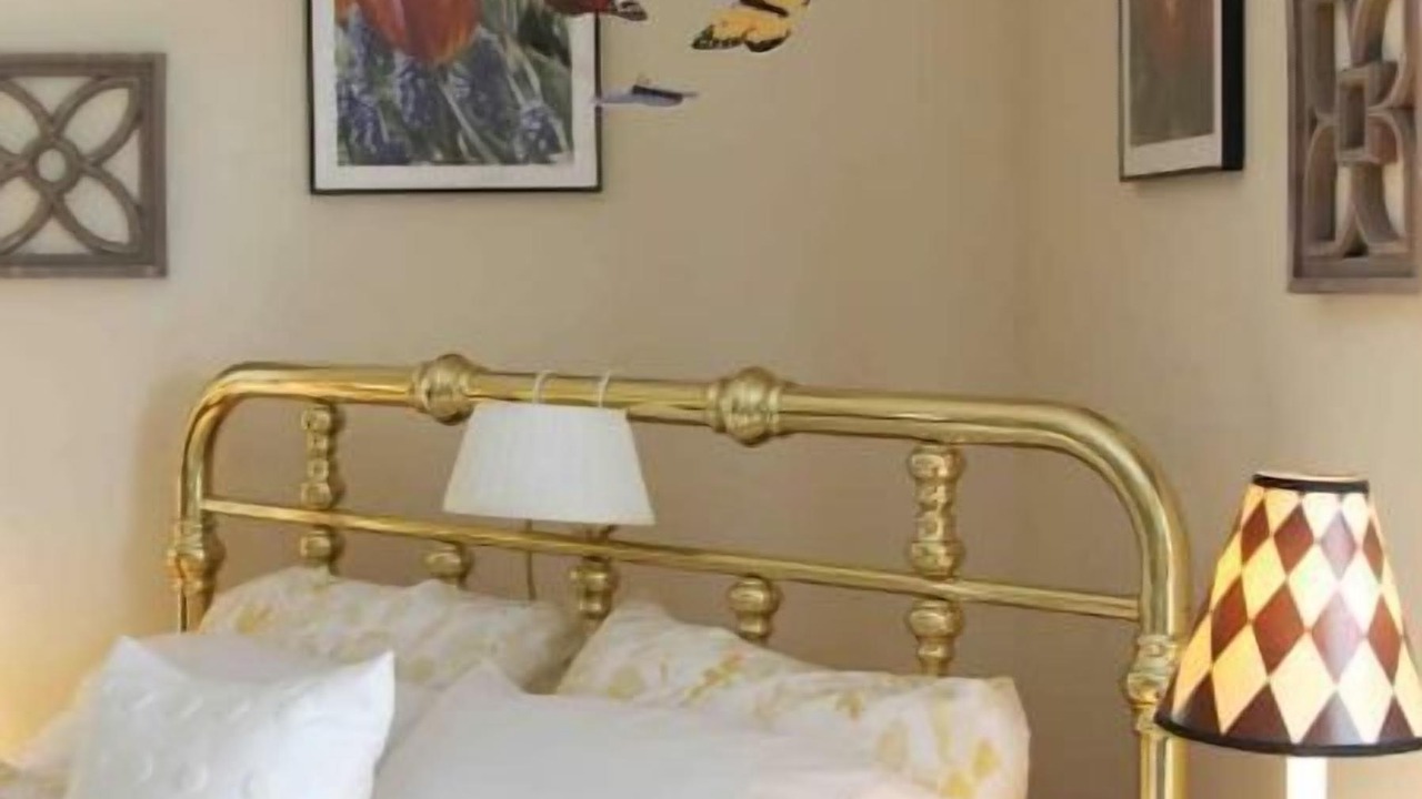 Photo of Bedroom in King