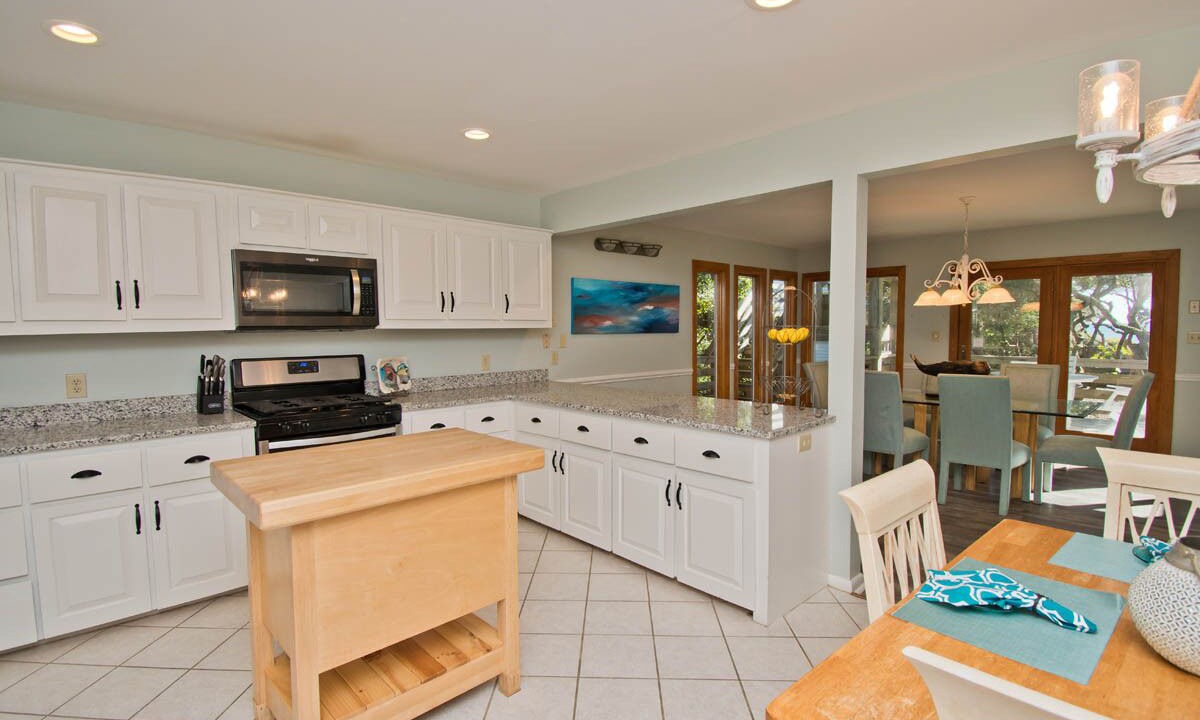 Photo of Kitchen in Pine Knoll Shores