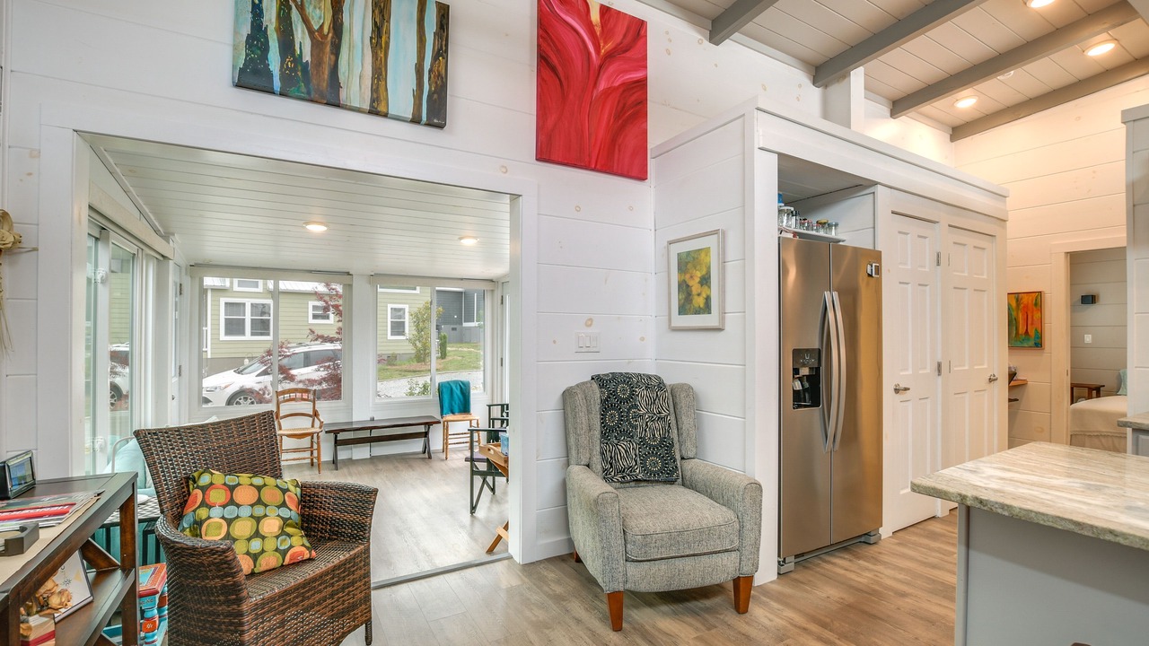 Photo of Bedroom in Upward