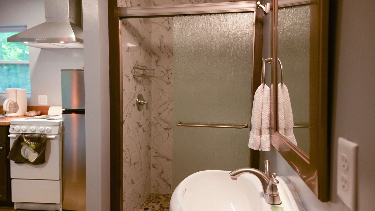 Photo of Bathroom in Fairview