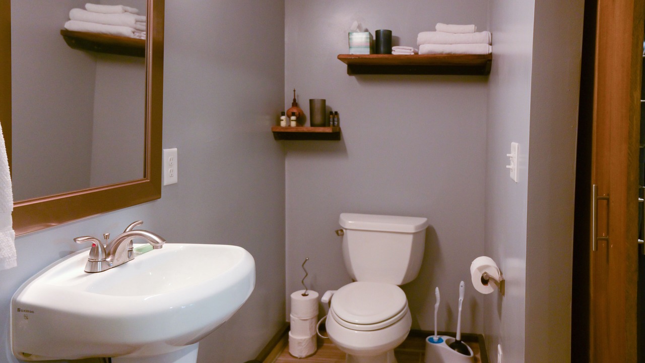 Photo of Bathroom in Fairview