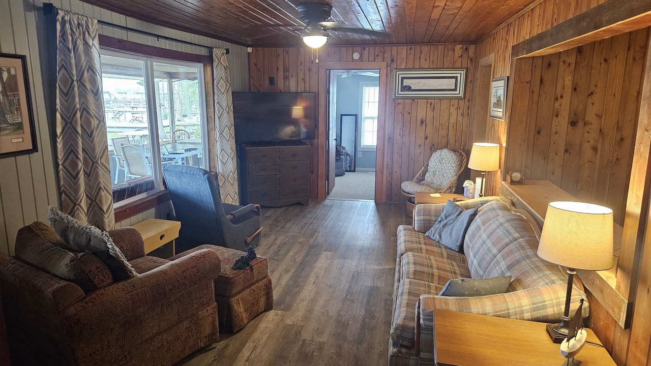 Photo of Livingroom in White Lake