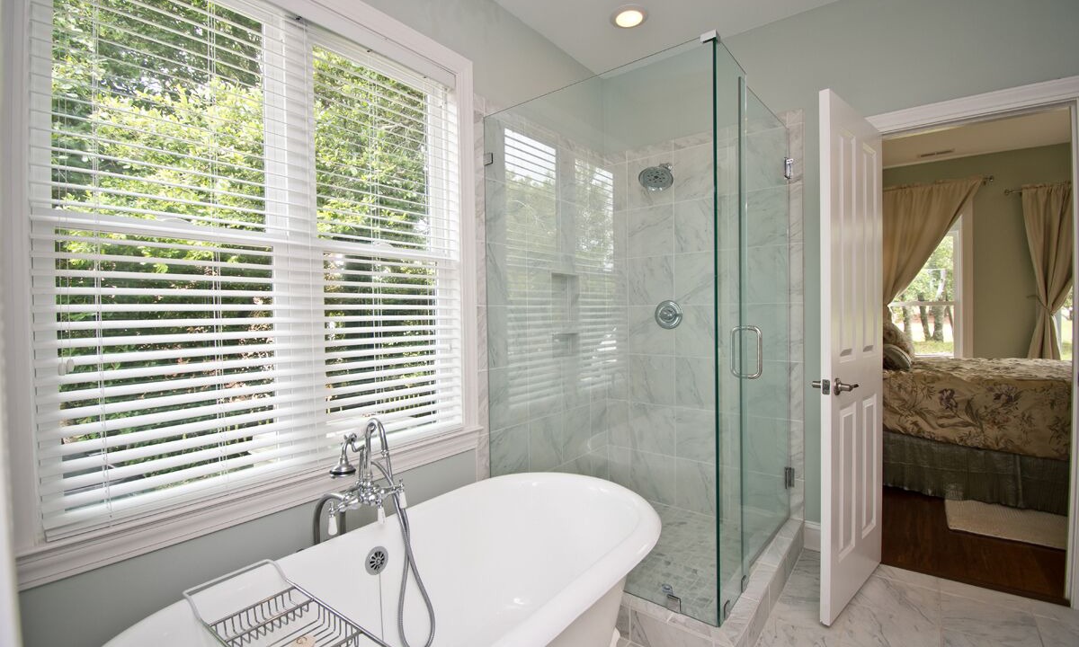 Photo of Bathroom in Pine Knoll Shores