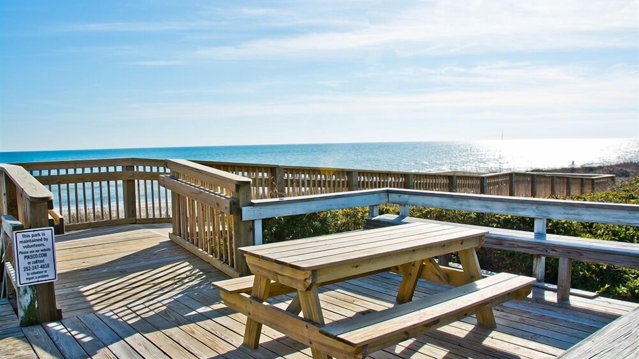 Photo of Others in Pine Knoll Shores