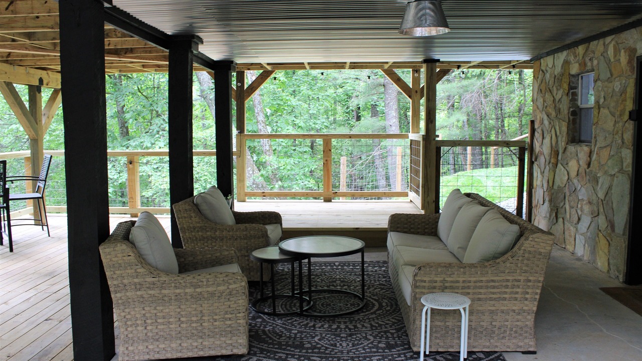Photo of Patio Balcony in Wilkes County