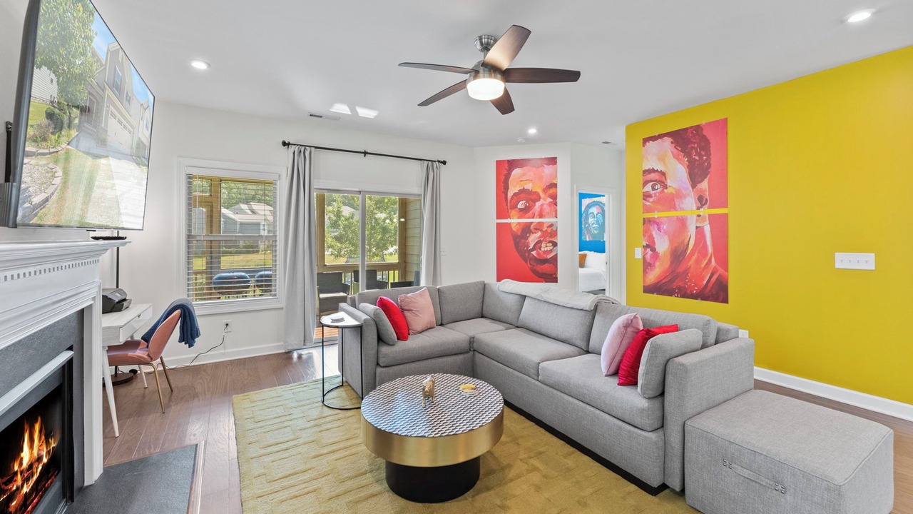 Photo of Livingroom in Apex