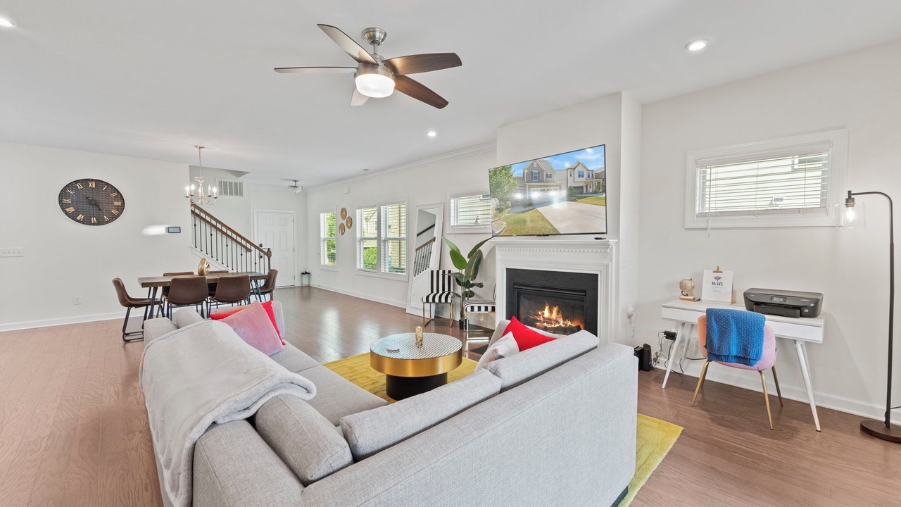 Photo of Livingroom in Apex