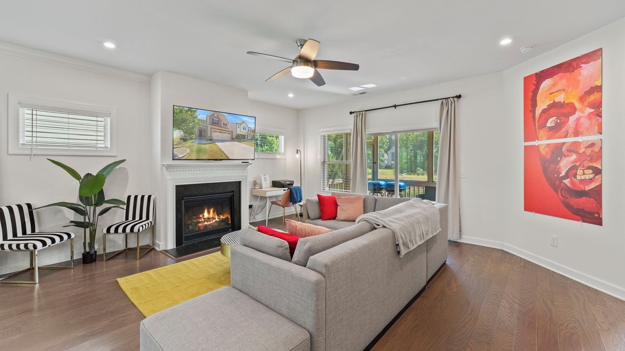 Photo of Livingroom in Apex