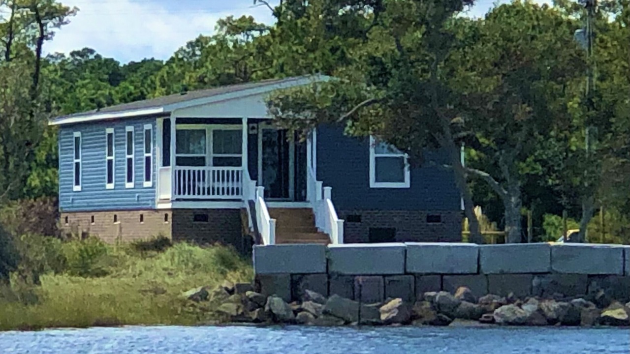 Photo of Others in Cedar Island
