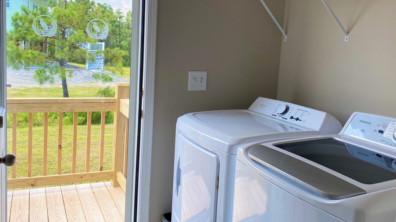 Photo of Bedroom in Cedar Island