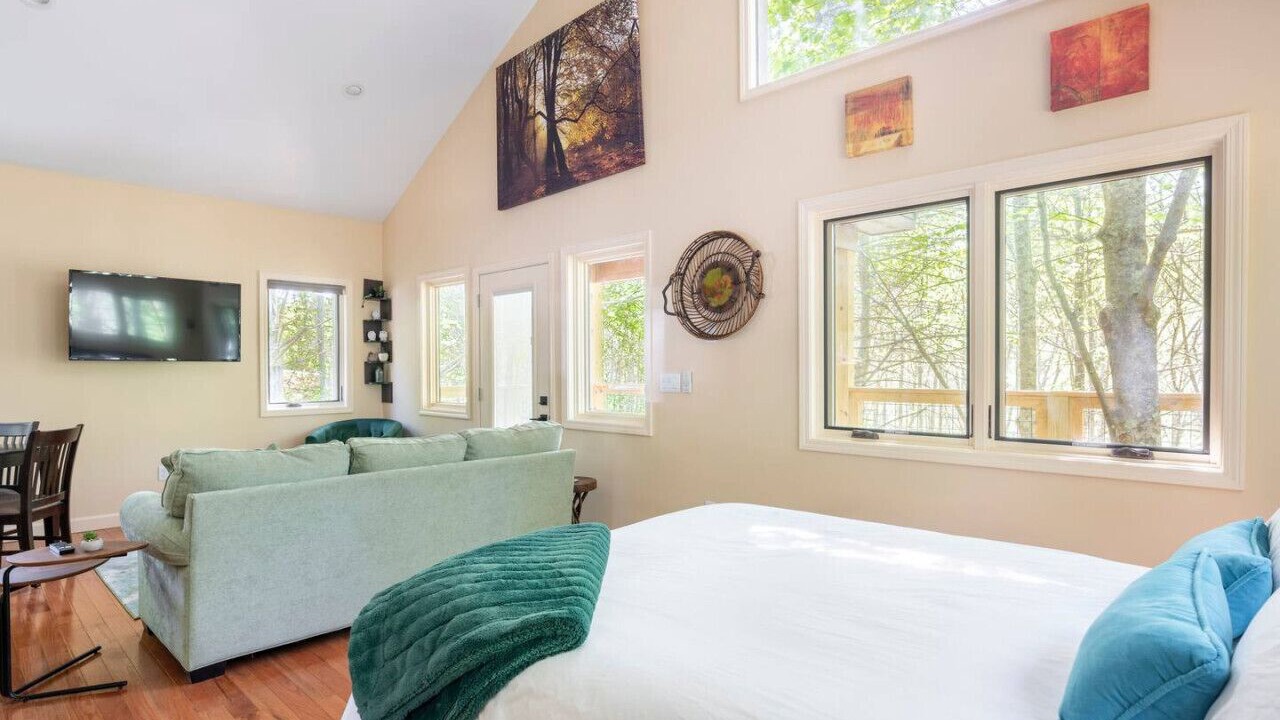 Photo of Bedroom in Marshall