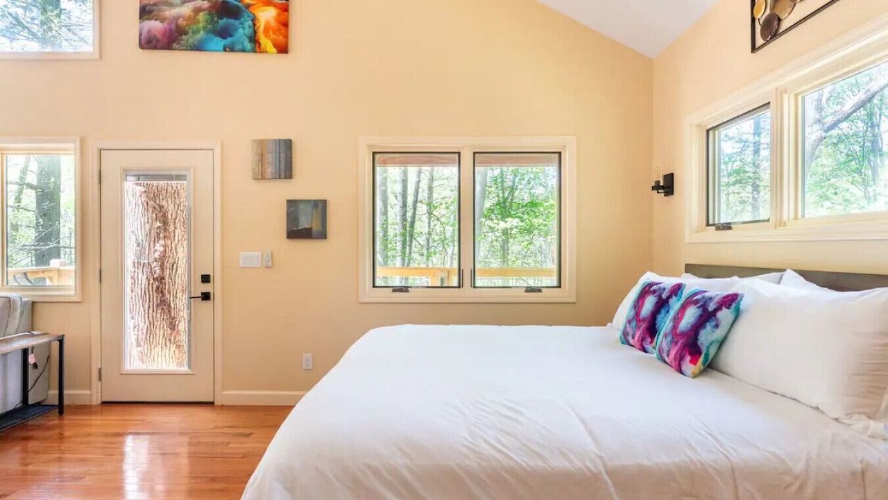 Photo of Bedroom in Marshall