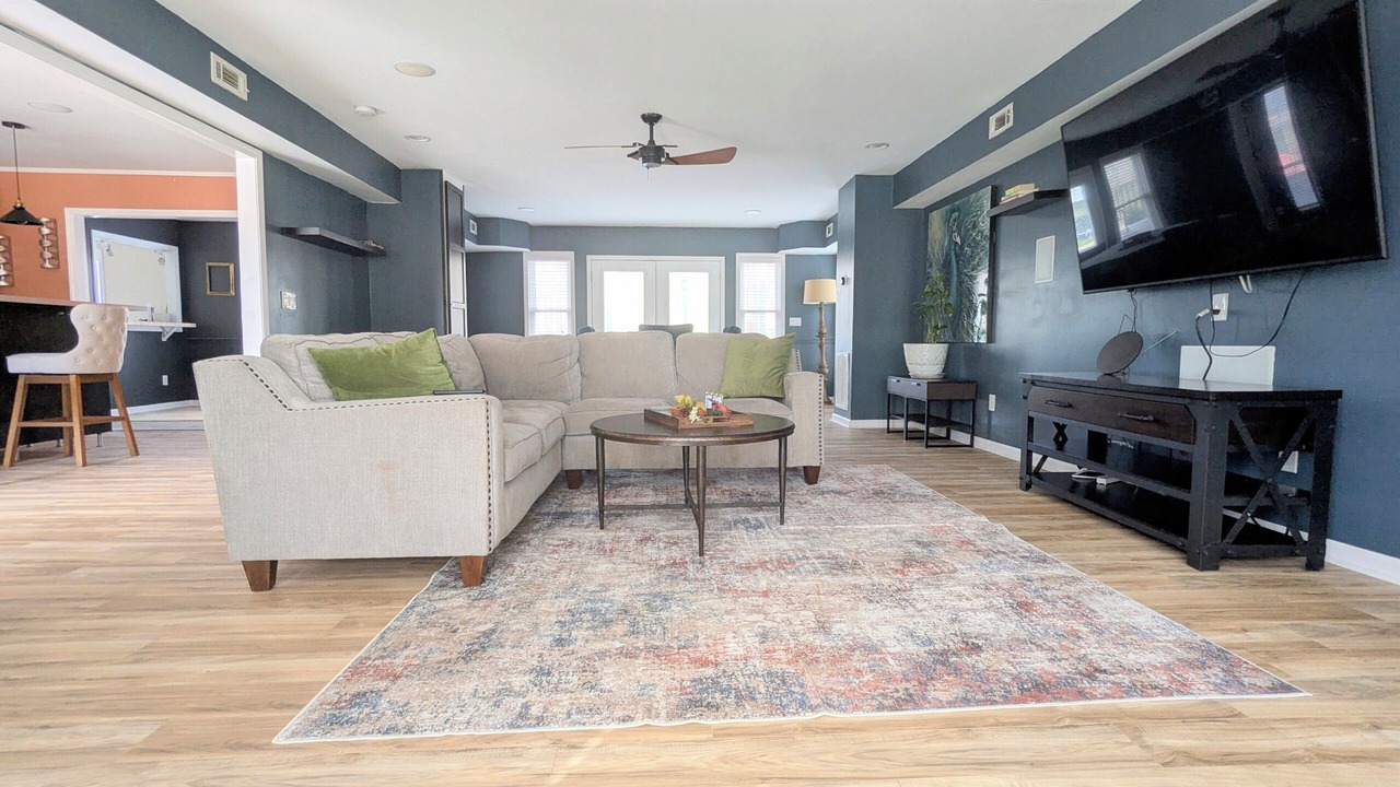 Photo of Livingroom in Huntersville