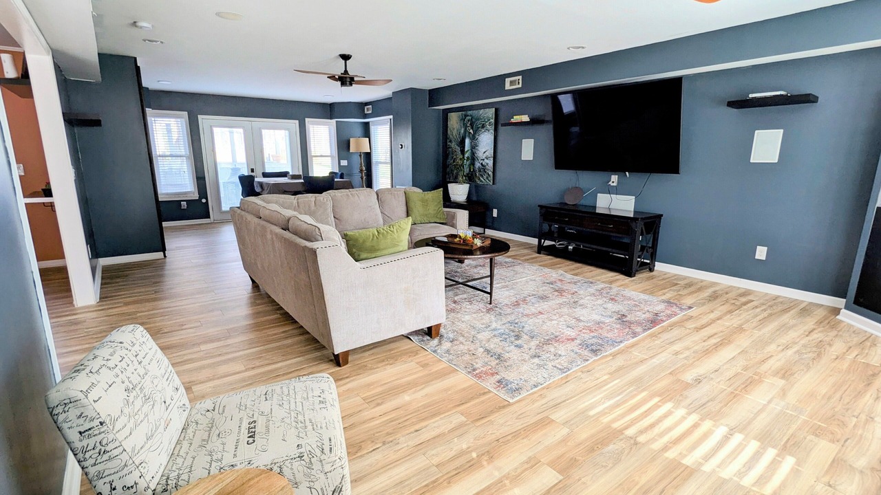 Photo of Livingroom in Huntersville