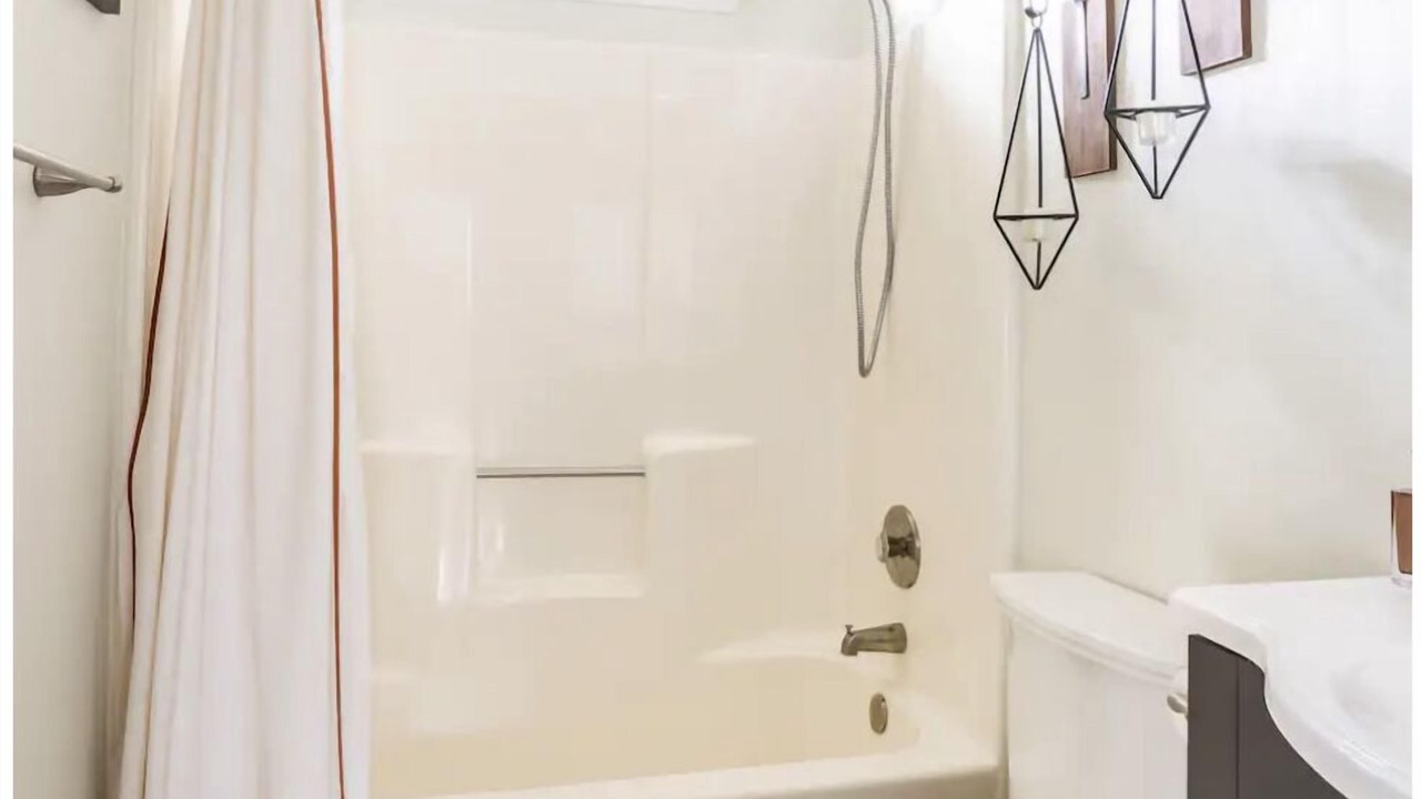 Photo of Bathroom in Huntersville