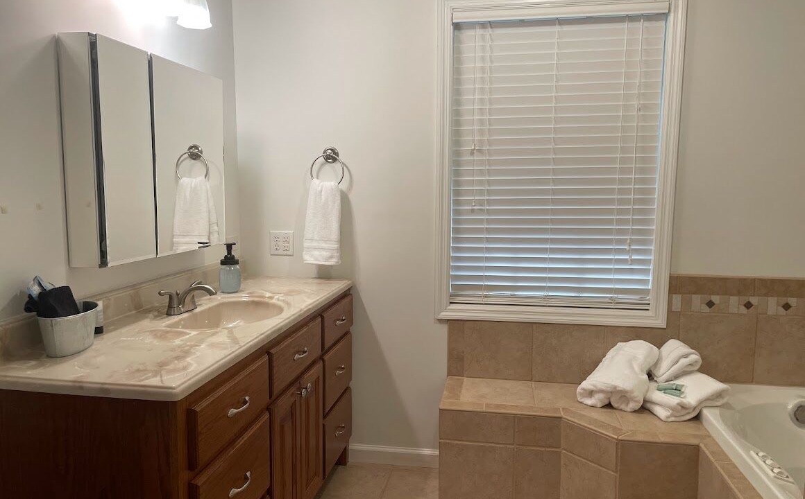 Photo of Bathroom in Guntersville