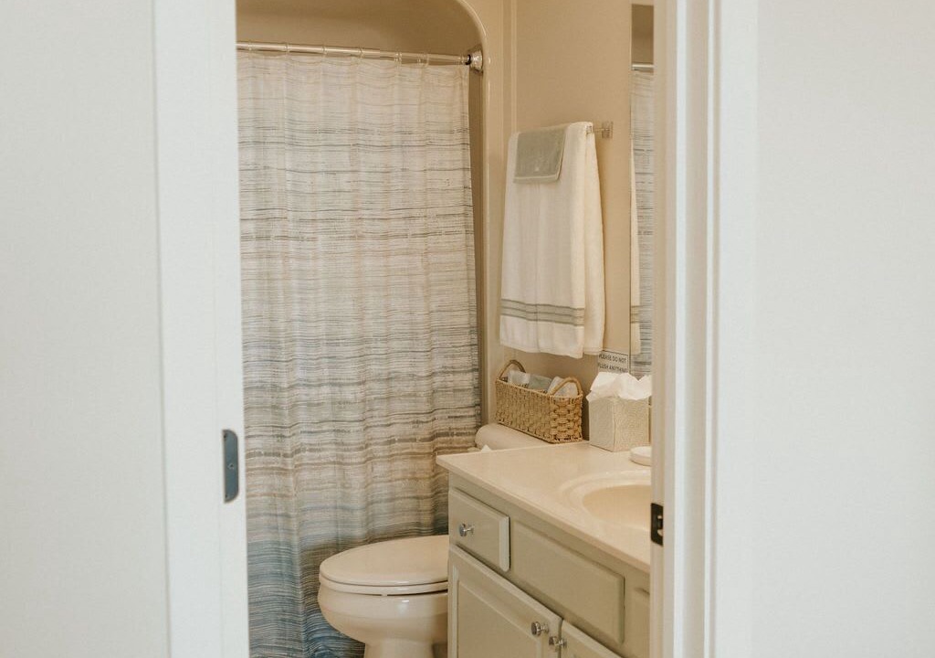 Photo of Bathroom in Shell Island