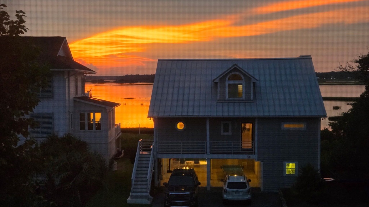 Photo of Outdoor in Island Oaks