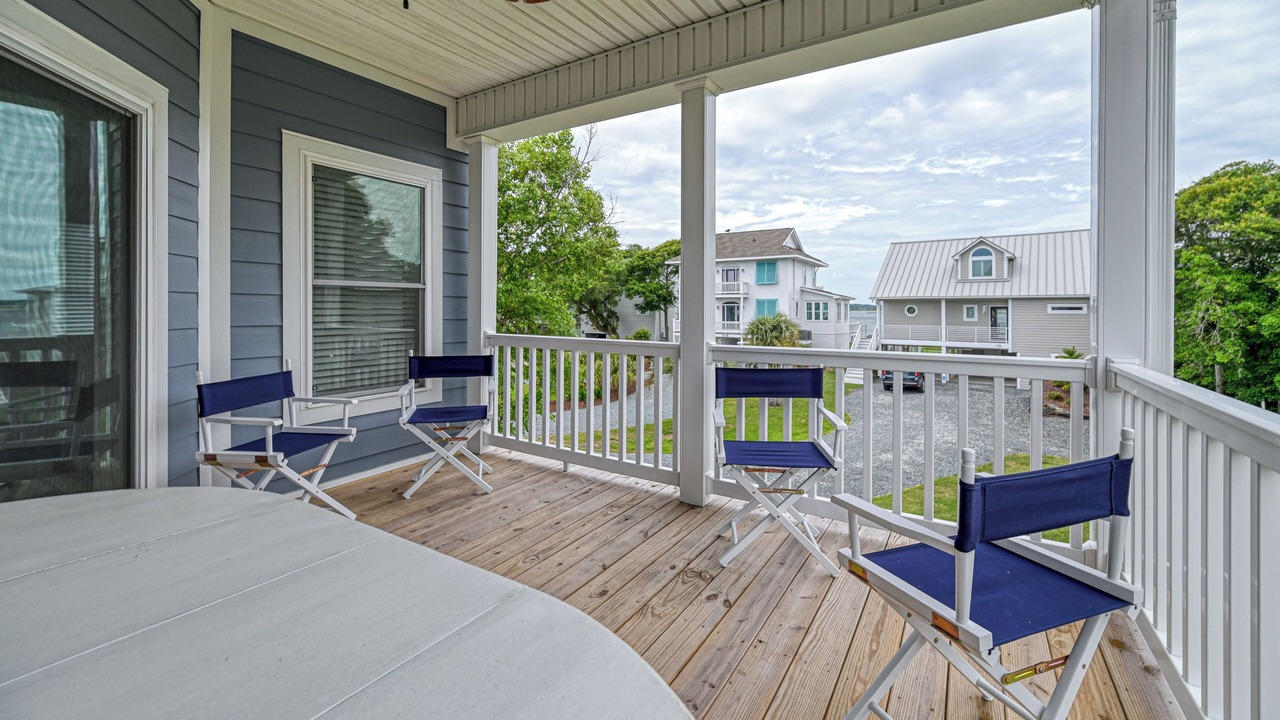 Photo of Outdoor in Island Oaks