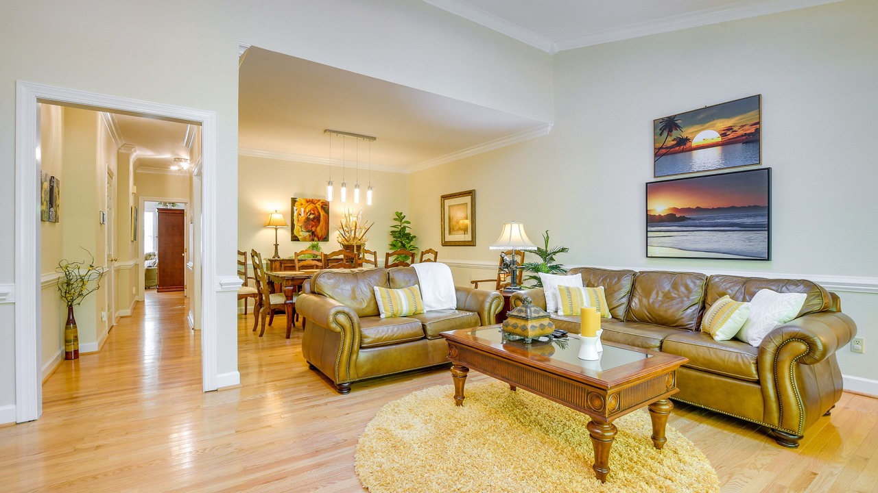 Photo of Livingroom in North Raleigh