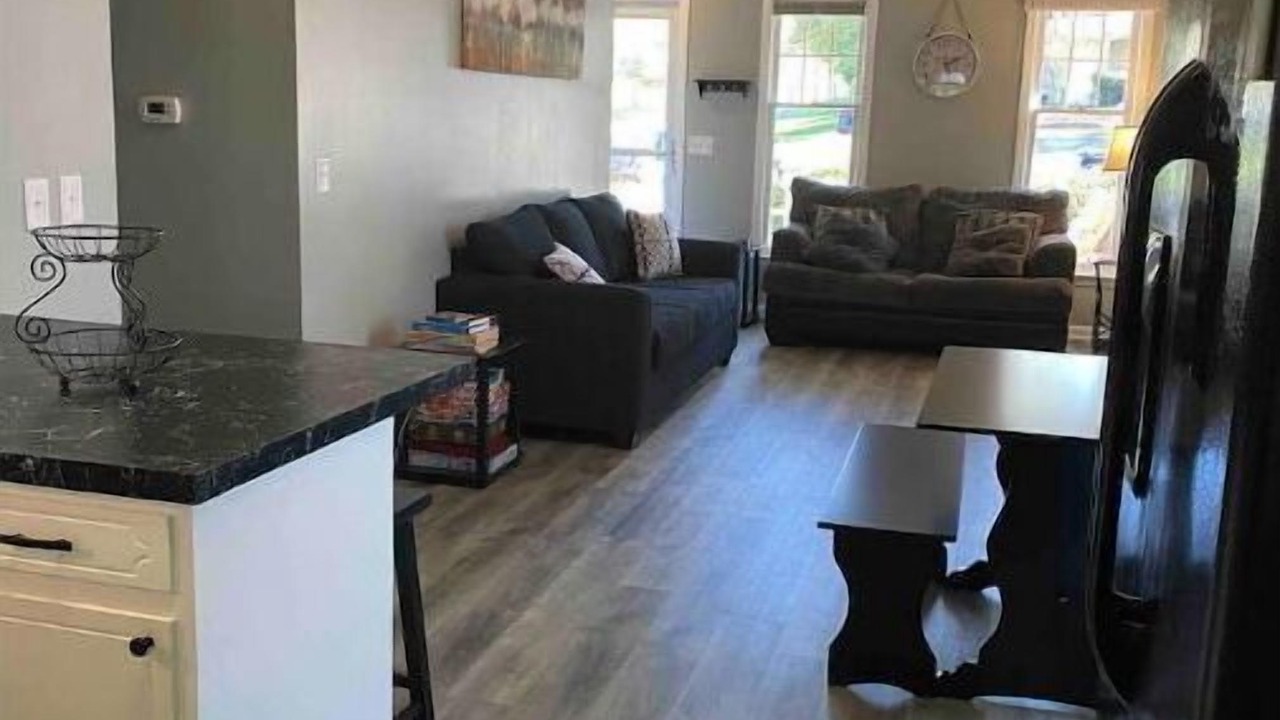 Photo of Livingroom in Winston - Salem