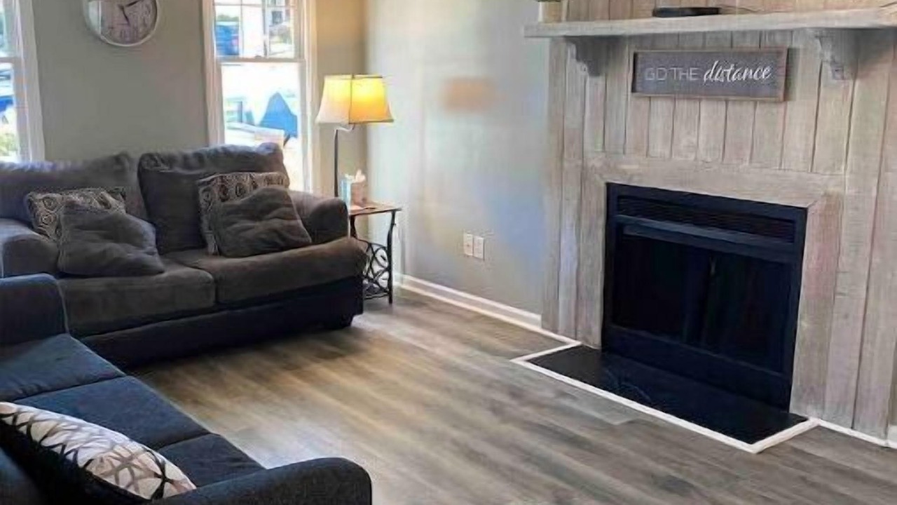 Photo of Livingroom in Winston - Salem