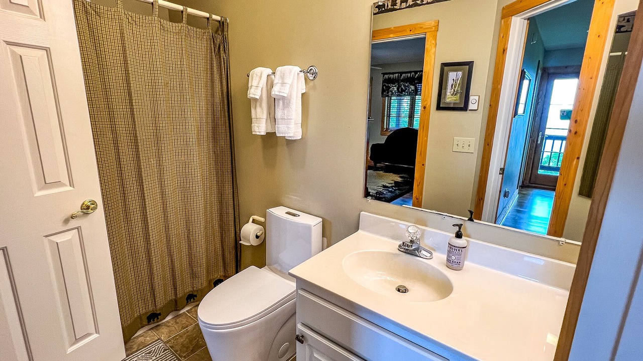 Photo of Bathroom in West Jefferson