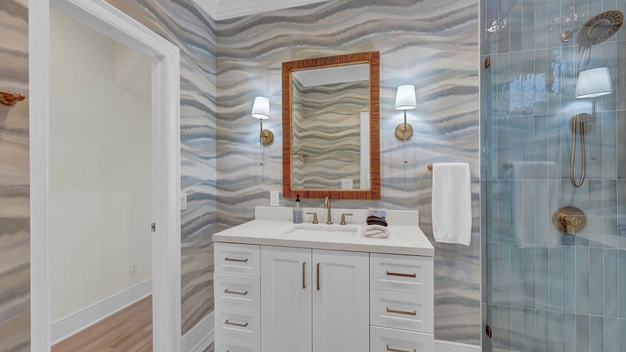 Photo of Bathroom in Shell Island