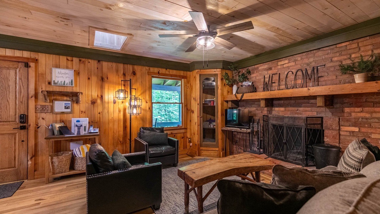 Photo of Livingroom in Zionville