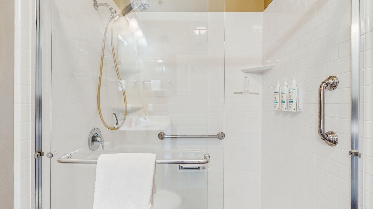 Photo of Bathroom in Calabash