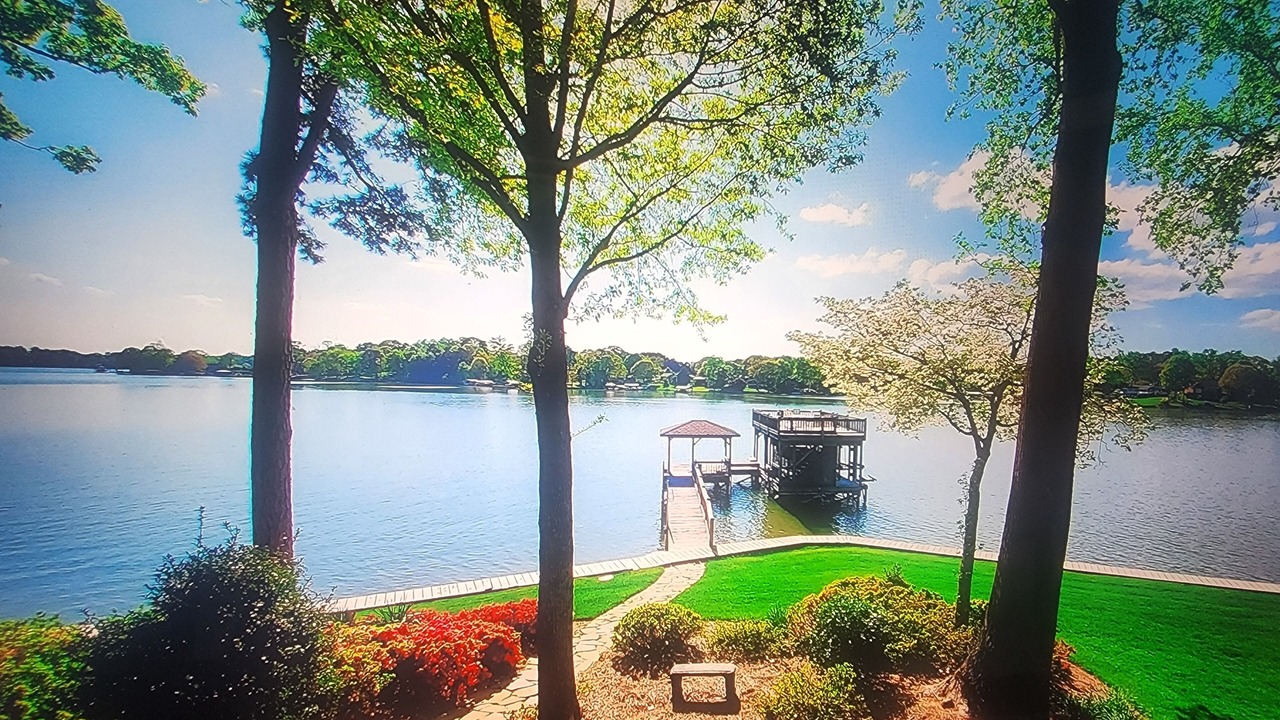 Photo of Outdoor in Troutman