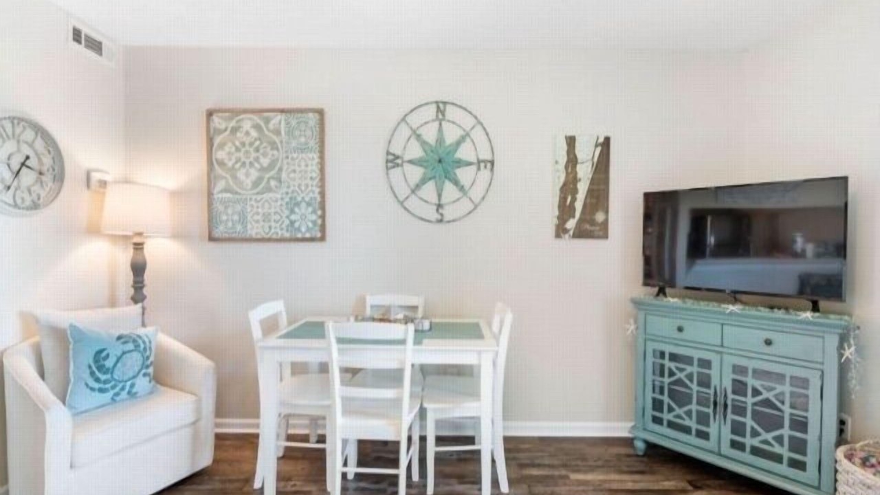 Photo of Bedroom in Carolina Beach