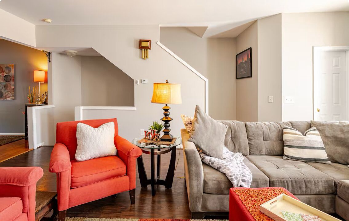 Photo of Livingroom in Northwest Raleigh