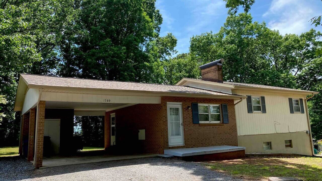 Photo of Outdoor in Hickory