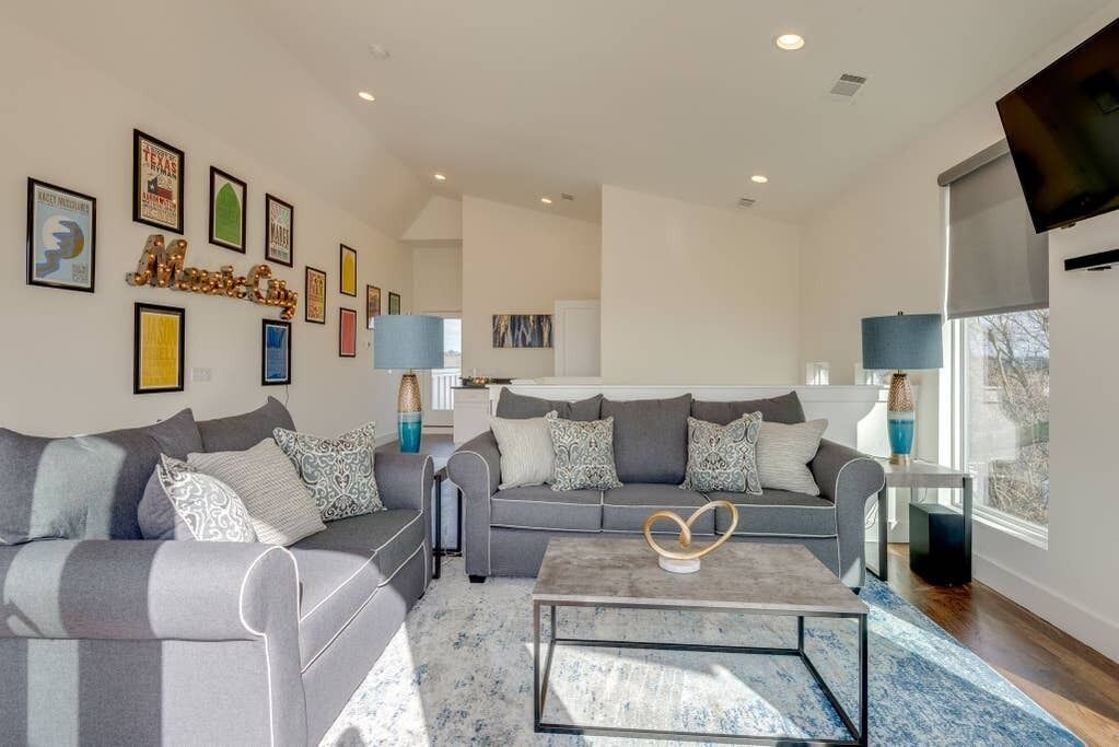 Photo of Livingroom in Nashville